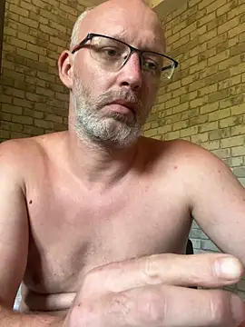 Snapshot of Cedric7653 chatting on June 2026 08:14:02 AM Cedric7653 online show from June 2026 08:14:02 AM