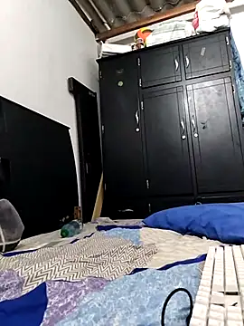 LyliaWood online show from October 2025 08:59:02 PM