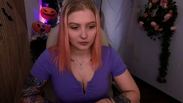 Kiki shay online show from October 2025 08:46:02 PM