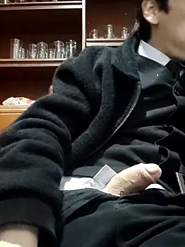 Carriata larry online show from November 2025 03:15:01 AM