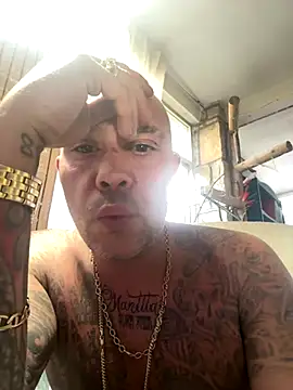 Snapshot of gitanoMad chatting on October 2025 01:17:01 PM gitanoMad online show from October 2025 01:17:01 PM