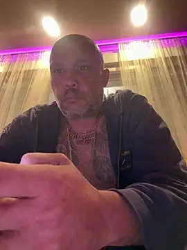 Snapshot of gitanoMad chatting on April 2026 10:07:01 PM gitanoMad online show from April 2026 10:07:01 PM