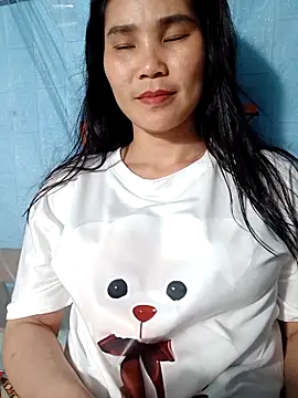 Snapshot of Bear_bear0 chatting on May 2026 02:44:01 PM Bear bear0 online show from May 2026 02:44:01 PM