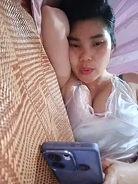 Snapshot of Bear_bear0 chatting on May 2026 10:48:01 PM Bear bear0 online show from May 2026 10:48:01 PM