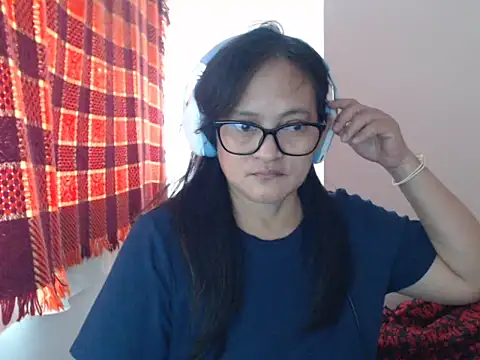 Kinkybela2025 online show from May 2026 11:23:04 PM