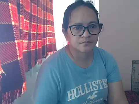Snapshot of Kinkybela2025 chatting on June 2026 12:32:02 AM Kinkybela2025 online show from June 2026 12:32:02 AM