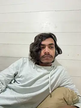 cheems232 online show from December 2025 05:22:02 PM