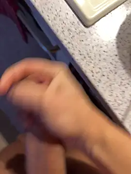 iCum uCum online show from January 2026 06:40:01 AM