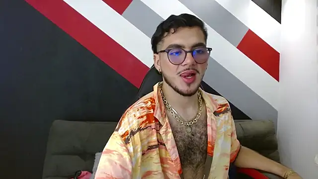 Zac Golden online show from November 2025 07:08:02 PM