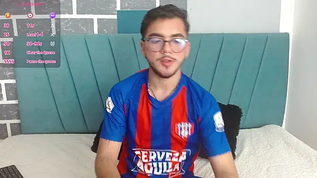 Zac Golden online show from November 2025 11:59:01 PM