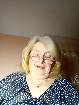 AmyLove353 online show from November 2025 08:19:01 PM