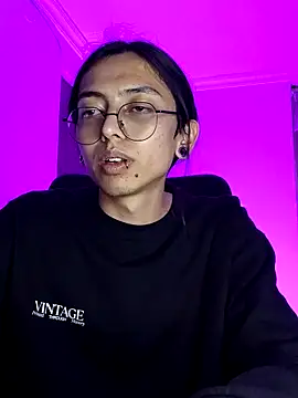  Astrea  online show from March 2026 12:15:01 AM