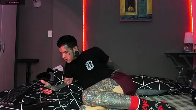 cleoo jhonny online show from March 2026 06:37:02 PM