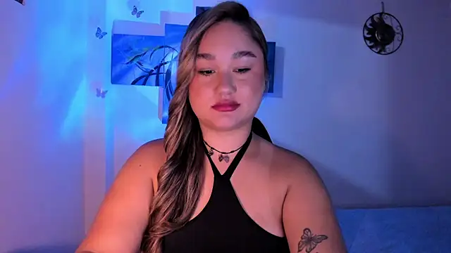 Soouf  online show from December 2025 11:01:02 PM