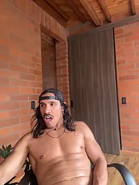caiiobahia online show from May 2026 08:18:02 PM