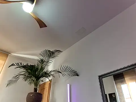 couple mistery online show from April 2026 03:24:01 PM