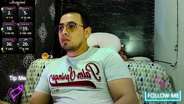 Snapshot of Ethan_quill chatting on November 2025 06:43:01 PM Ethan quill online show from November 2025 06:43:01 PM