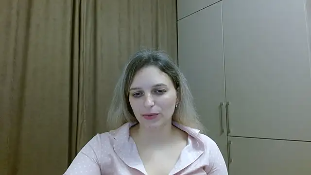 ElisSky301 online show from November 2025 09:29:02 PM