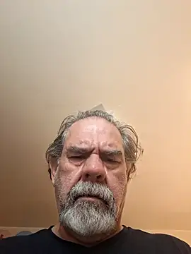 pena633 online show from April 2026 04:57:01 AM