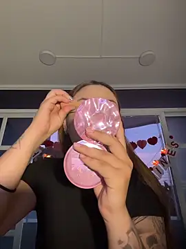 Beella1  online show from February 2026 12:01:02 PM