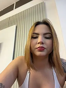 Beella1  online show from May 2026 10:00:02 AM