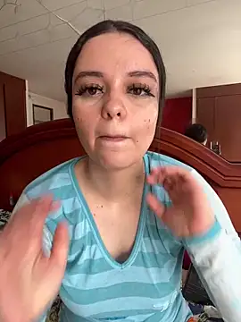 Selena Roa online show from March 2026 02:56:02 PM