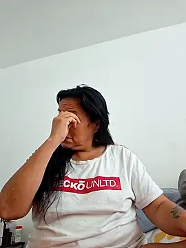 viviana-sexi online show from February 2026 05:06:02 PM