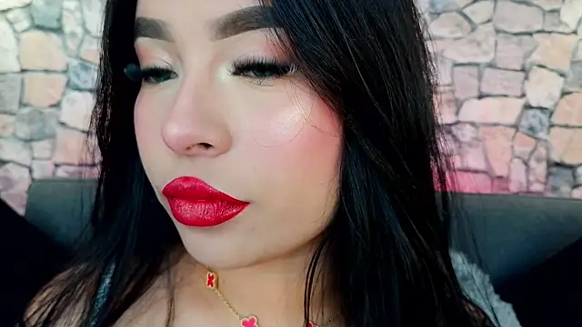 mia roux1 online show from November 2025 05:35:02 PM