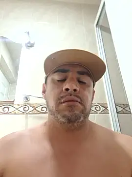 Snapshot of Manu2412 chatting on October 2025 06:03:02 AM Manu2412 online show from October 2025 06:03:02 AM