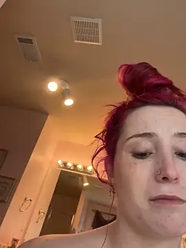 BOOTYFULBRI online show from October 2025 04:40:02 PM