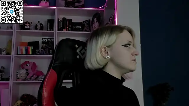 Holy Mistress S online show from March 2026 10:23:02 AM