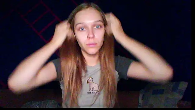 Snapshot of mari_martin chatting on November 2025 03:08:02 PM mari martin online show from November 2025 03:08:02 PM