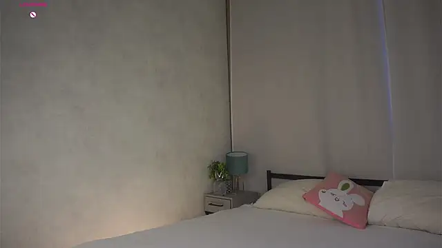 MelodyBaur online show from April 2026 12:32:01 PM