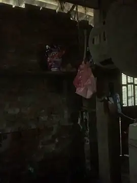 Lara-11 online show from December 2025 02:32:02 AM