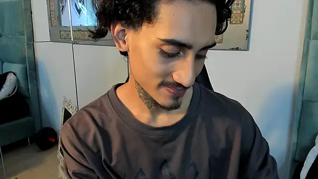 Mr Strike online show from November 2025 02:58:02 AM