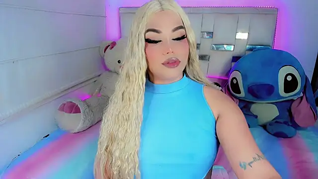 Snapshot of Alannys_xHotx chatting on May 2026 03:56:01 AM Alannys xHotx online show from May 2026 03:56:01 AM