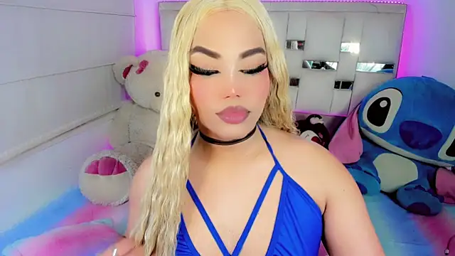 Snapshot of Alannys_xHotx chatting on May 2026 01:33:01 AM Alannys xHotx online show from May 2026 01:33:01 AM