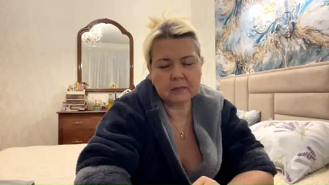 Snapshot of Galatea_2025 chatting on April 2026 05:17:02 PM Galatea 2025 online show from April 2026 05:17:02 PM