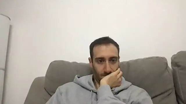 LukaShyGuy online show from January 2026 09:45:02 AM