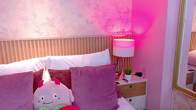 AdelineJhones online show from February 2026 02:39:01 PM