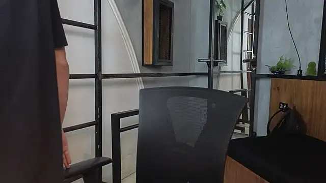 Maxcole 07 online show from January 2026 07:26:02 PM