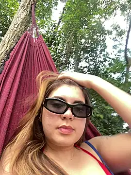 dorneles20 online show from February 2026 04:44:02 PM