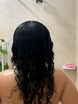 Julia boob online show from October 2025 03:30:02 PM