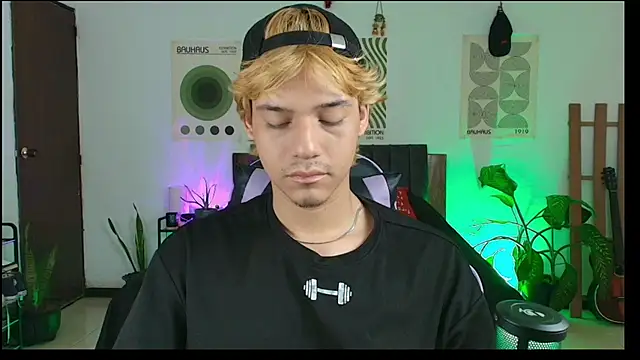 Habel  moretti online show from February 2026 06:37:02 PM