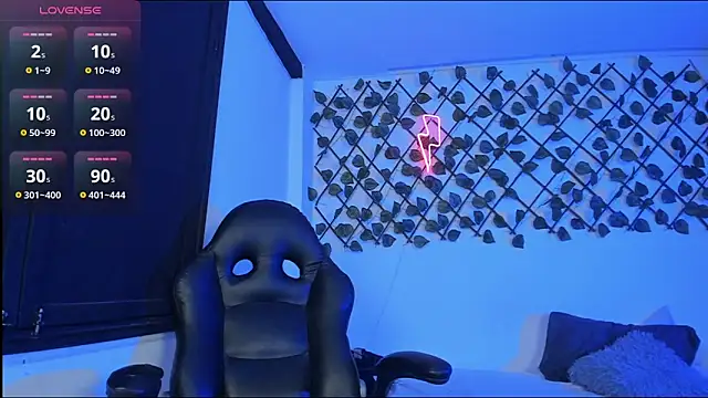 Liam Anny online show from December 2025 01:36:01 AM