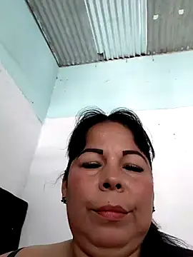 Snapshot of mother2-divorced chatting on October 2025 01:47:02 PM mother2-divorced online show from October 2025 01:47:02 PM