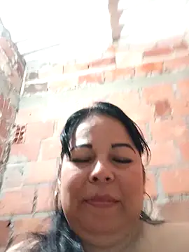 Snapshot of mother2-divorced chatting on December 2025 12:58:02 PM mother2-divorced online show from December 2025 12:58:02 PM