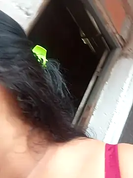 Snapshot of mother2-divorced chatting on January 2026 01:46:01 PM mother2-divorced online show from January 2026 01:46:01 PM