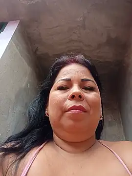 Snapshot of mother2-divorced chatting on June 2026 01:34:01 PM mother2-divorced online show from June 2026 01:34:01 PM