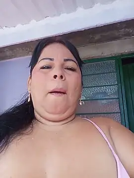 Snapshot of mother2-divorced chatting on June 2026 01:46:01 PM mother2-divorced online show from June 2026 01:46:01 PM